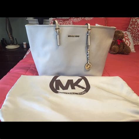 do all michael kors bags come with dust bags|Michael Kors dust bag missing.